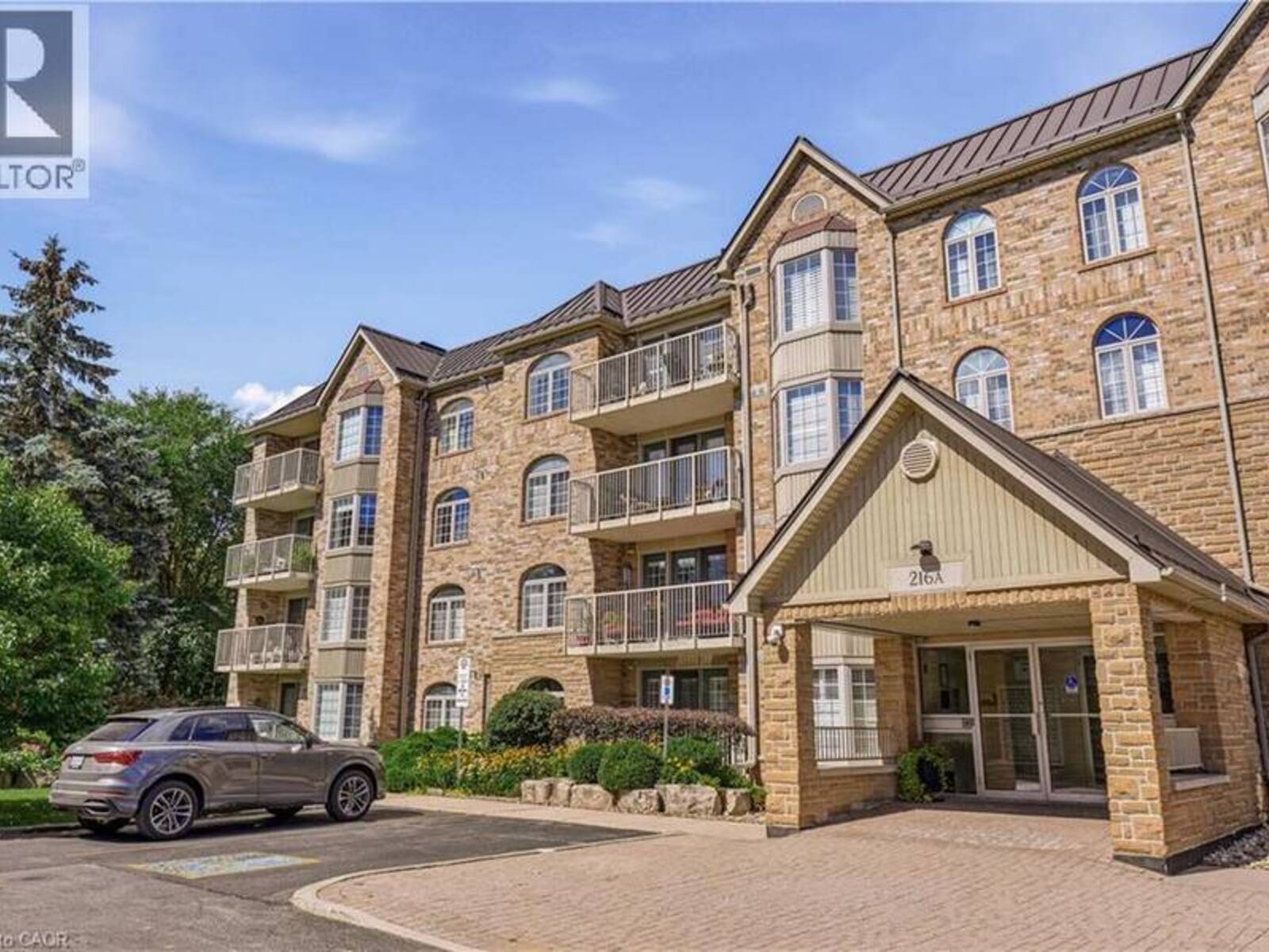 216A PLAINS Road W Unit# 302, Burlington, Ontario L7T 4K8