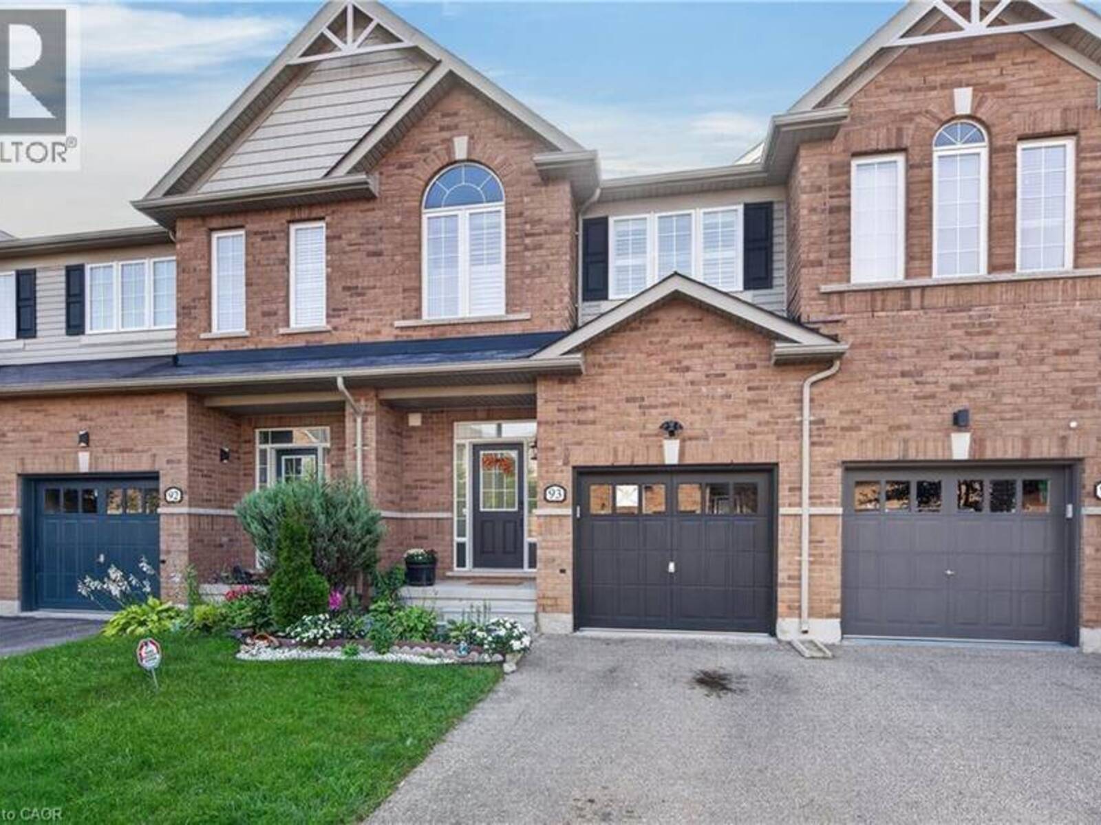 651 FARMSTEAD Drive Unit# 93, Milton, Ontario L9T 7W2