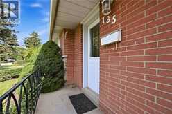 185 EUSTON Road | Burlington Ontario | Slide Image Four