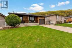 142 MARCELLA Crescent | Hamilton Ontario | Slide Image Three