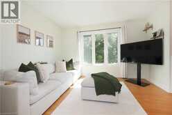 17 DYER Court | Cambridge Ontario | Slide Image Ten