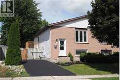 17 DYER Court | Cambridge Ontario | Slide Image One