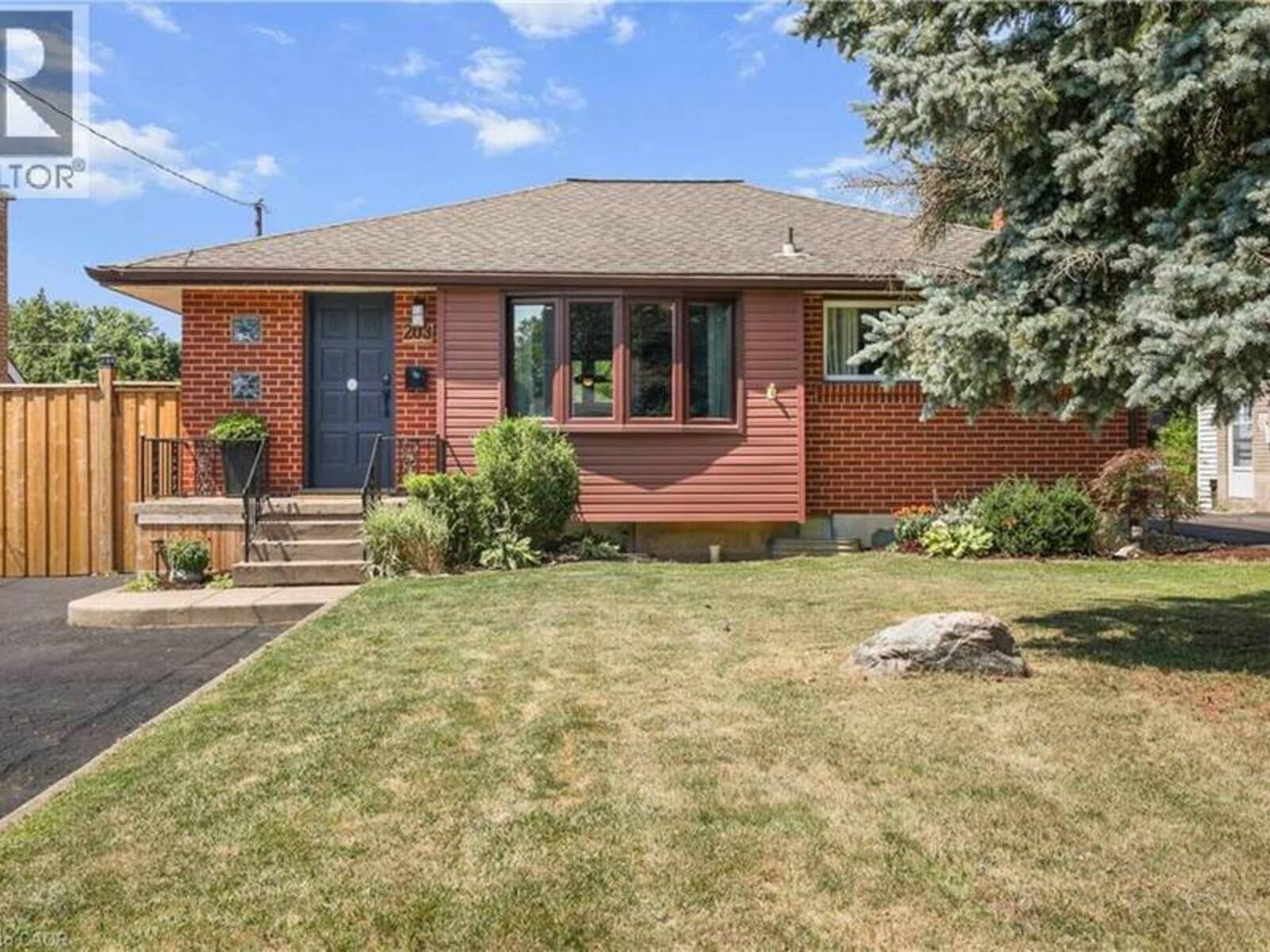 203 MERLIN Crescent, London, Ontario N5W 5A2