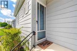 94 CLARENDON Avenue | Hamilton Ontario | Slide Image Nine