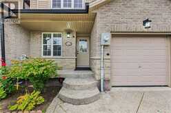35 THAMES Way | Hamilton Ontario | Slide Image Two