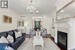 2073 DERAMORE Drive | Oakville Ontario | Slide Image Seven