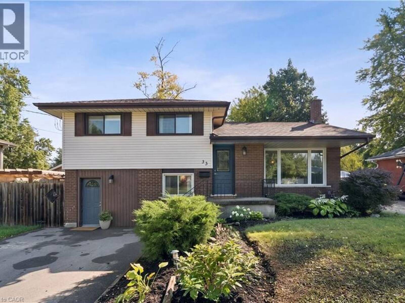 33 PATTERSON Avenue, Brantford, Ontario N3S 6X1