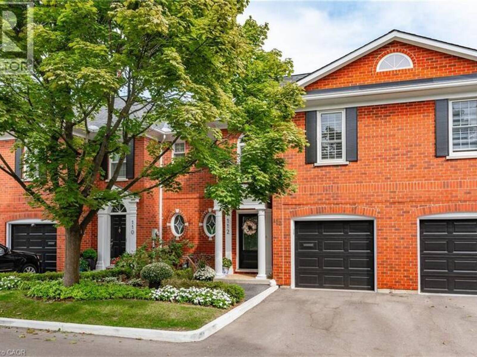112 FAIRWOOD Place W, Burlington, Ontario L7T 4B6