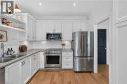 112 FAIRWOOD Place W | Burlington Ontario | Slide Image Sixteen