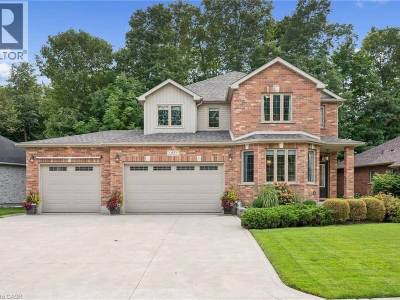 45 WELWOOD Avenue, Wellesley, Ontario N0B 2T0
