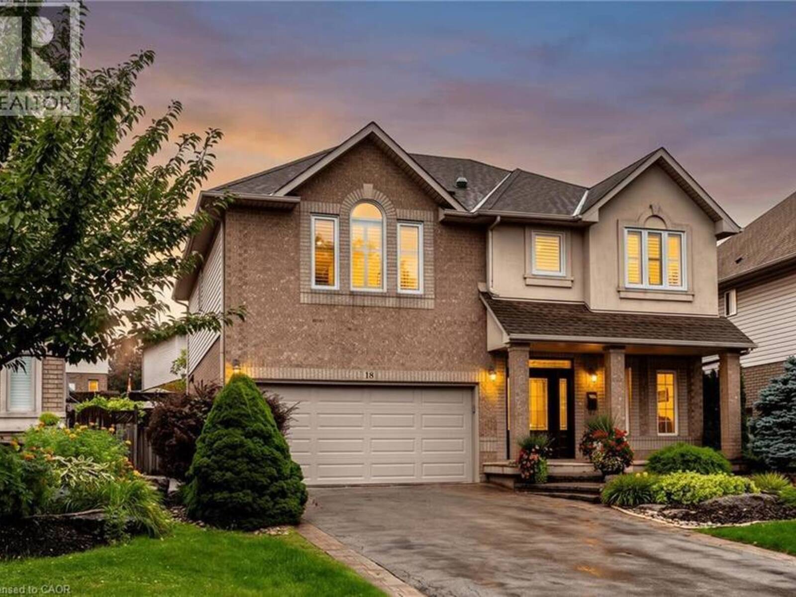 18 PELHAM Drive, Ancaster, Ontario L9K 1L4