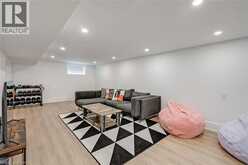 327 GOODRAM Drive | Burlington Ontario | Slide Image Thirty-one