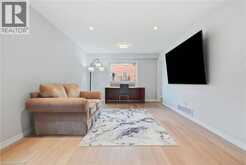 79 LYNNETTE Drive | Hamilton Ontario | Slide Image Ten