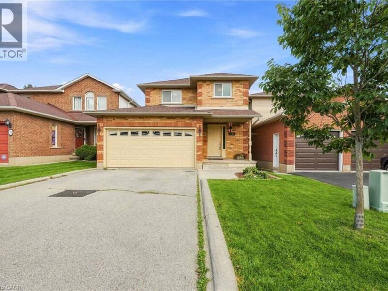 79 LYNNETTE Drive, Hamilton, Ontario L9B 2M5