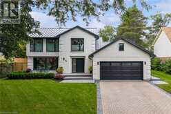 16 WHITEHALL Gate | Fonthill Ontario | Slide Image One