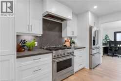 16 WHITEHALL Gate | Fonthill Ontario | Slide Image Eight