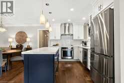 1346 ROYLEN Road | Oakville Ontario | Slide Image Twelve