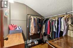66 EDGEMONT Street S | Hamilton Ontario | Slide Image Thirty-seven