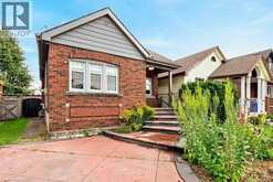 136 WEIR Street N | Hamilton Ontario | Slide Image Two