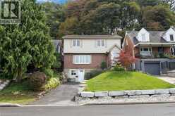 8 KINGSWAY Drive | Hamilton Ontario | Slide Image Two