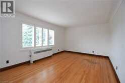 8 KINGSWAY Drive | Hamilton Ontario | Slide Image Eight