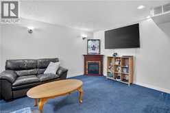 38 MEADOW WOODS Crescent | Kitchener Ontario | Slide Image Forty-three
