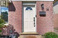 38 MEADOW WOODS Crescent | Kitchener Ontario | Slide Image Four