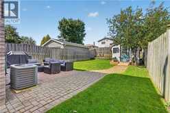 38 MEADOW WOODS Crescent | Kitchener Ontario | Slide Image Six