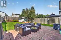 38 MEADOW WOODS Crescent | Kitchener Ontario | Slide Image Nine