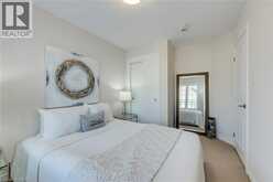 393 GRANTHAM Common | Oakville Ontario | Slide Image Thirty-four