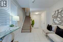 393 GRANTHAM Common | Oakville Ontario | Slide Image Five