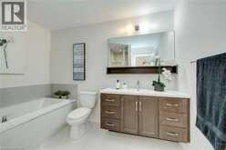 393 GRANTHAM Common | Oakville Ontario | Slide Image Thirty-five