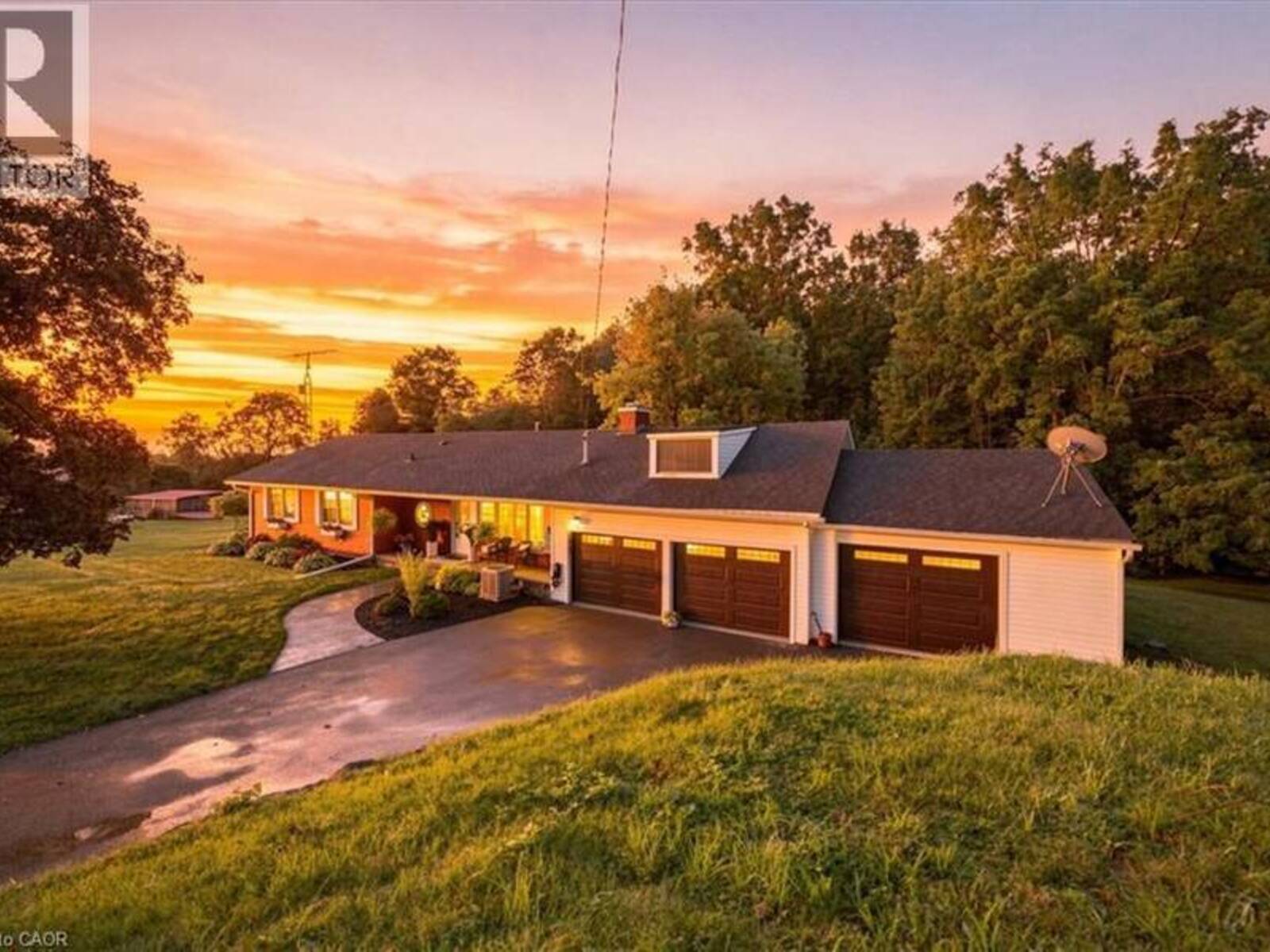 1503 LOCKIE Road, North Dumfries, Ontario N0B 1L0
