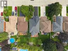 48 BRIDGEPORT Crescent | Hamilton Ontario | Slide Image Forty-six