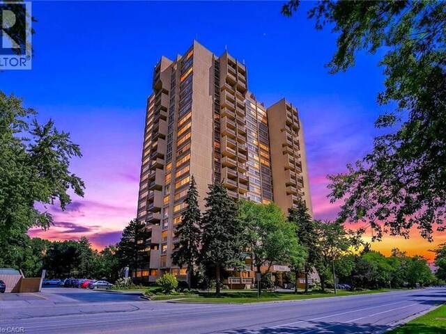 1359 WHITE OAKS Boulevard Unit# 205 Oakville Ontario, L6H 2R8 - 3 Bedrooms Condo For Sale