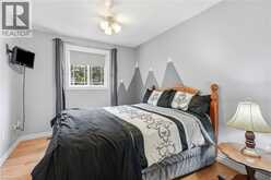 125 LANGLAW Drive | Cambridge Ontario | Slide Image Seventeen