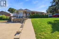 13 LAKESIDE Drive | Grimsby Ontario | Slide Image One