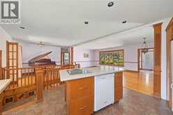 13 LAKESIDE Drive | Grimsby Ontario | Slide Image Twenty-two