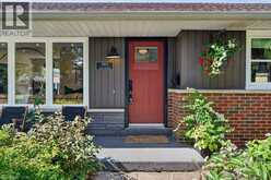 395 LARK Avenue | Burlington Ontario | Slide Image Five