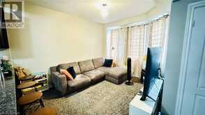 8 RABBIT RUN Way | Brampton Ontario | Slide Image Thirteen