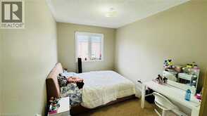 8 RABBIT RUN Way | Brampton Ontario | Slide Image Twenty-two