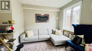 8 RABBIT RUN Way | Brampton Ontario | Slide Image Nine