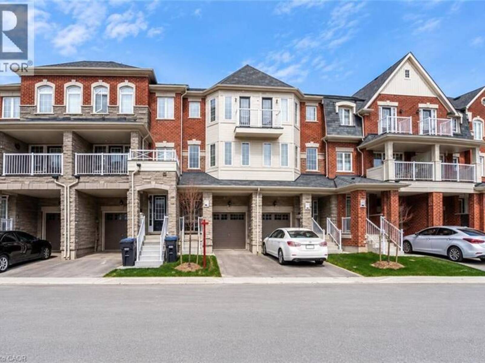 8 RABBIT RUN Way, Brampton, Ontario L6Z 0B4