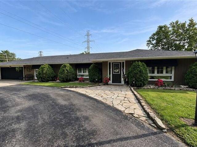 22815 EASTLAWN Road Chatham Ontario, N7M 5J4 - 3 Bedrooms Home For Sale