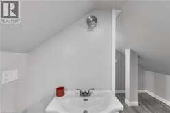 229 PARKDALE Avenue N | Hamilton Ontario | Slide Image Forty-two