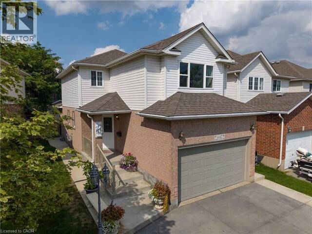 447 HIDDEN CREEK Drive Kitchener Ontario, N2N 3N2 - 3 Bedrooms Home For Sale