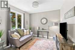 517 GENISTA Drive | Burlington Ontario | Slide Image Thirteen