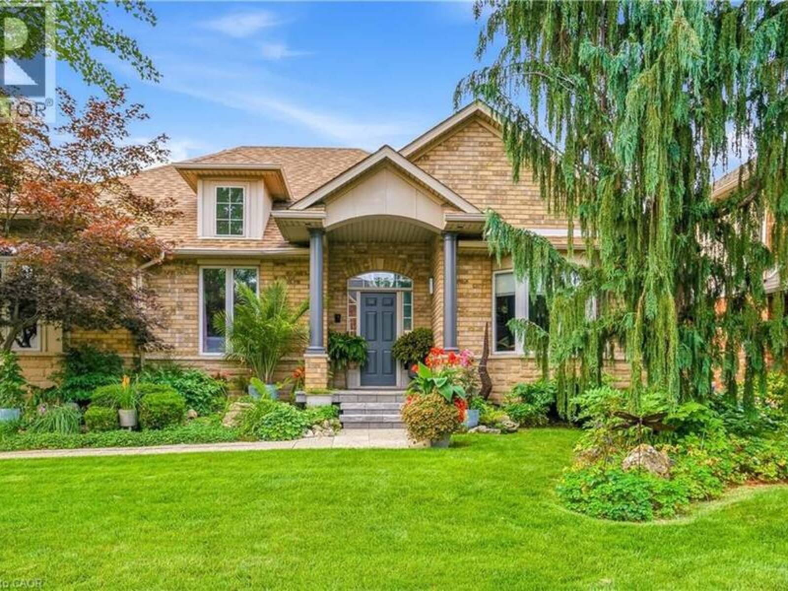 517 GENISTA Drive, Burlington, Ontario L7T 4L6