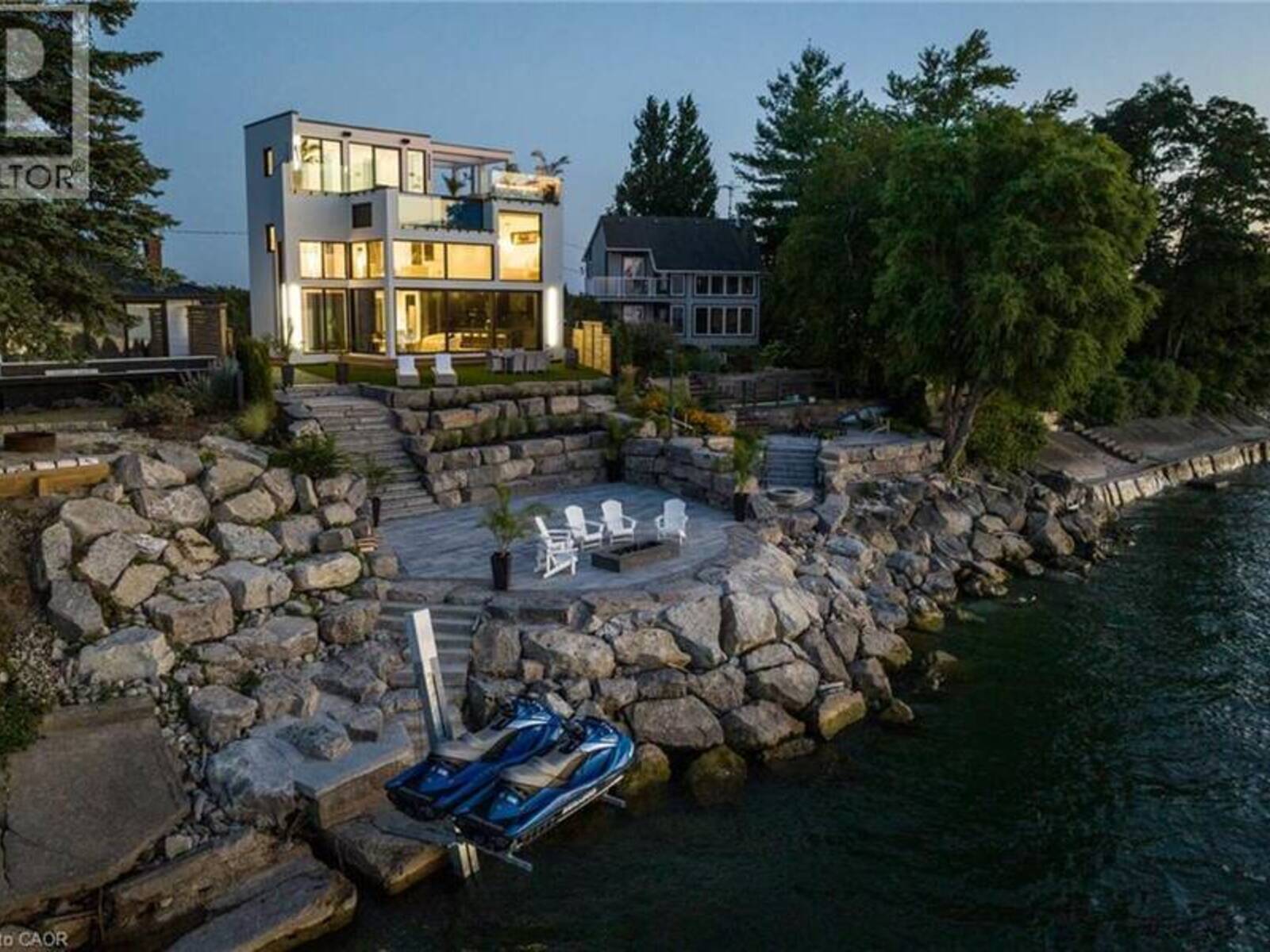6 FIRELANE 11A Street, Niagara-on-the-Lake, Ontario L0S 1J0