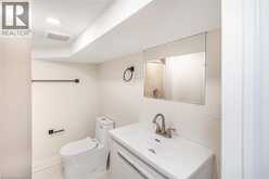 250 ROSSLYN Avenue N | Hamilton Ontario | Slide Image Thirty